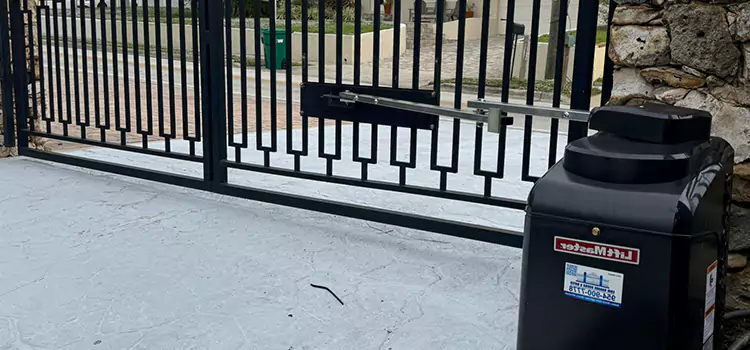 Seamless Installation and Support for Your New Gate in Orlando, FL